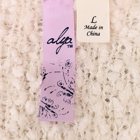 ❄️Super Soft and Cozy Draped Cardigan by Alya - Picture 10 of 11